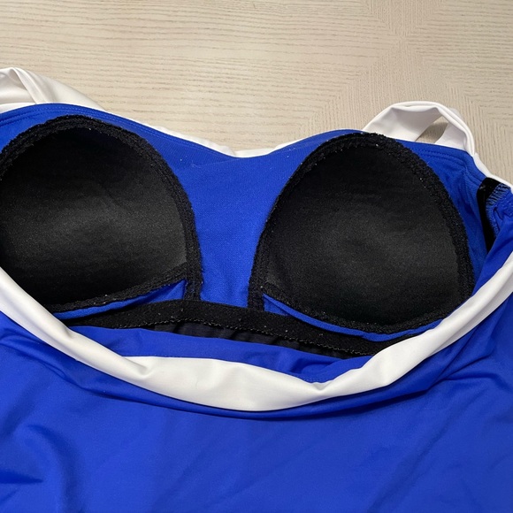 Ralph Lauren Navy & White Swimsuit with ruched sides is size 14 - Picture 5 of 7